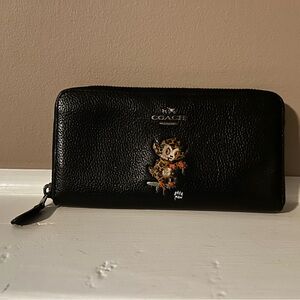 Coach Black Leather Wallet with Zip
